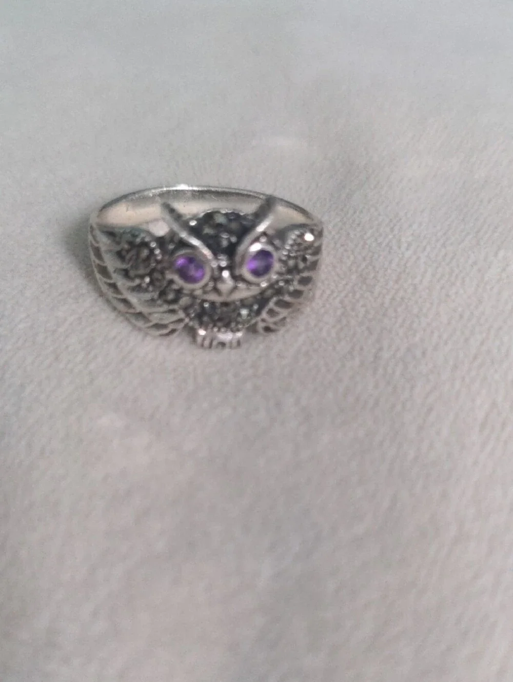 Sterling Silver Owl Ring with Amethyst Gemstone Accents, New.  Sz. 9 1/4